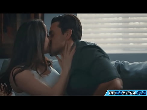 ❤️ Rhyw rhamantus gyda mam busty dda ❤️❌ porno Rwsiaidd wrthon ni ﹏