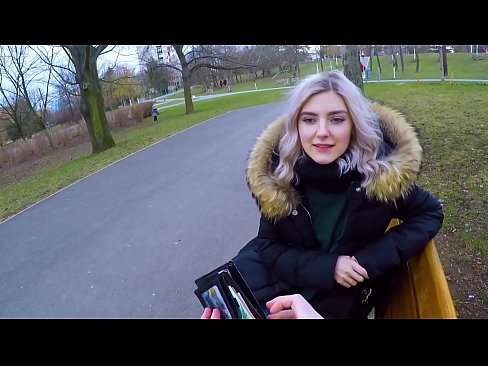 ❤️ Yn llyncu cum poeth dieithryn am arian - blowjob yn y parc gan Eva Elfie ❤️❌ porno Rwsiaidd wrthon ni ﹏